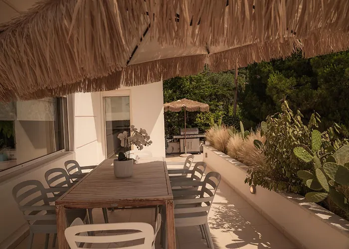 Aerides Luxury PalaiónTsiflíkion