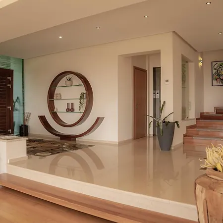 Aerides Luxury Apartamento *