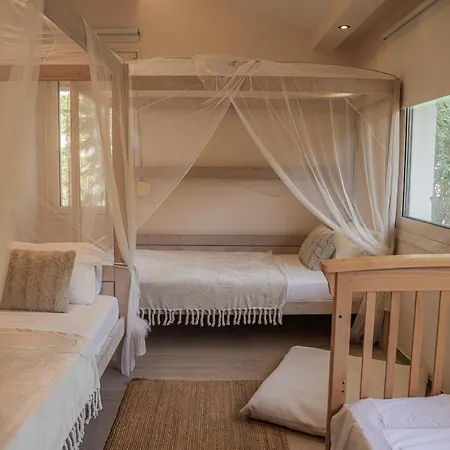 Aerides Luxury Apartamento *