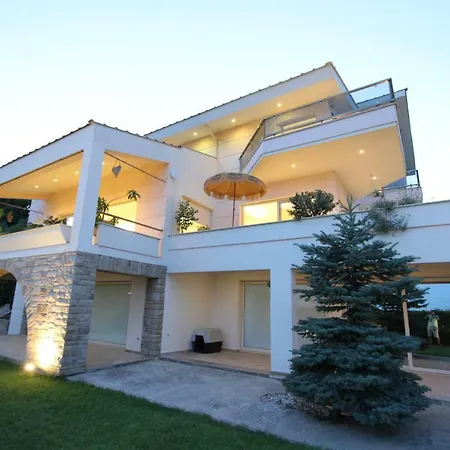 Aerides Luxury Apartamento