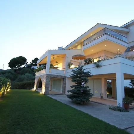 Aerides Luxury Apartament *